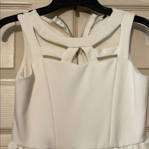Never worn White dress with zipper in back